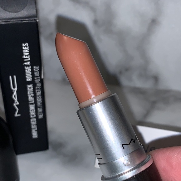 NIB HALF N HALF Amplified Lipstick MAC - Picture 5 of 16